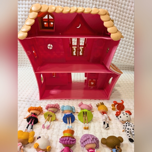 Mini Lalaloopsy Sew Sweet House Playhouse & 11 Mini Lalaloopsy Dolls & Bike - Picture 10 of 10